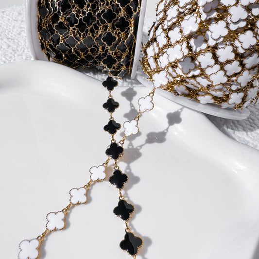 Clover Enamel Chain