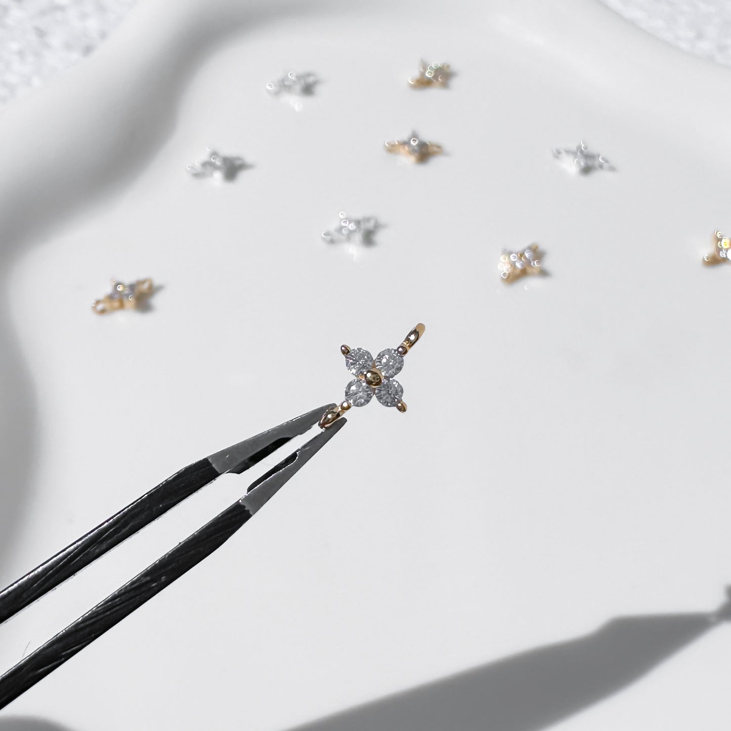Diamond Clover Connectors