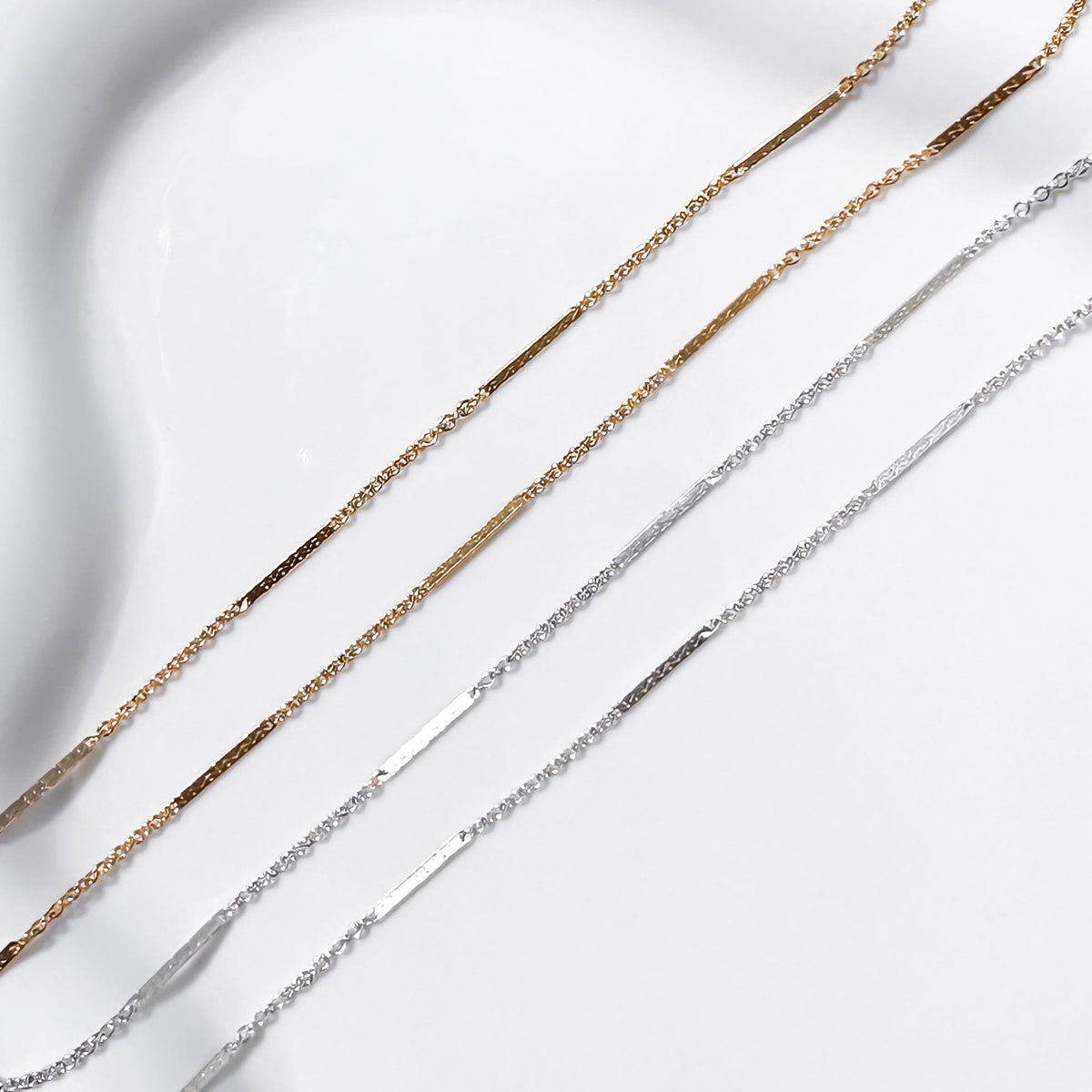 Dapped Bar Chain