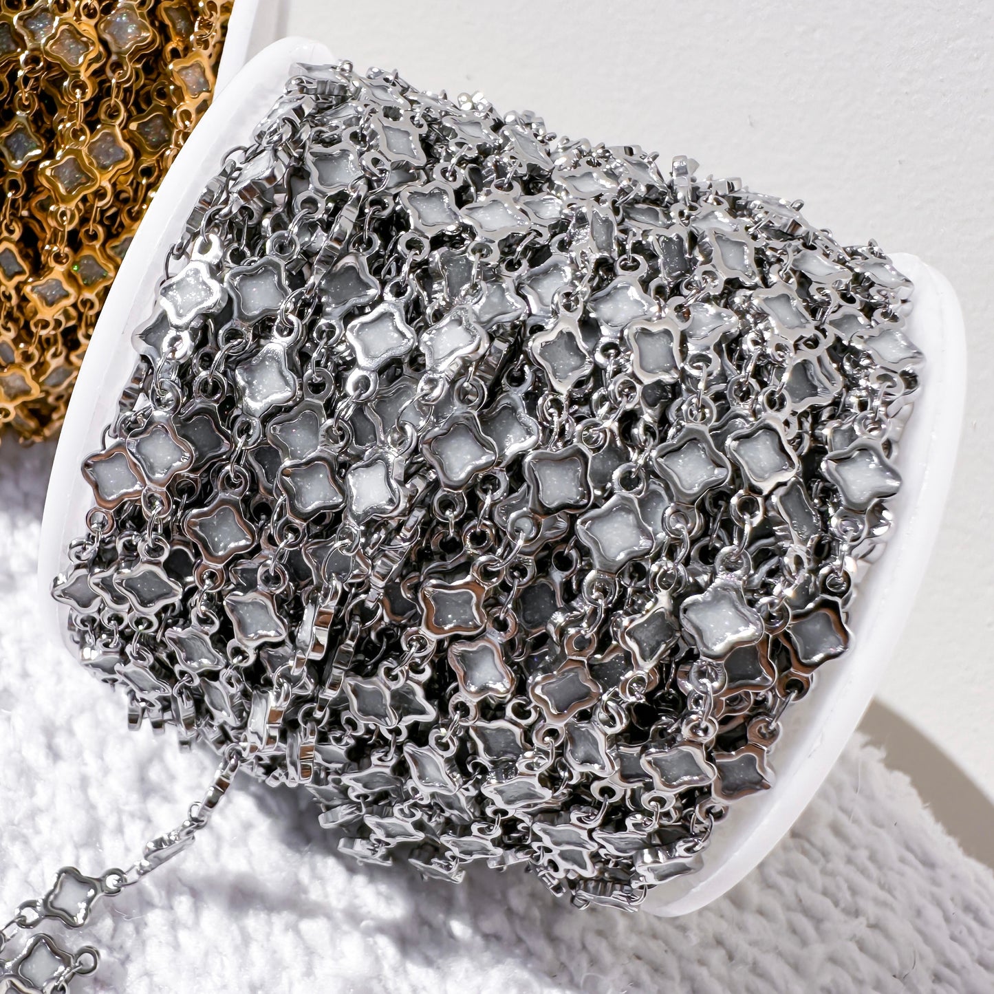 Glitter Clover Enamel Chain