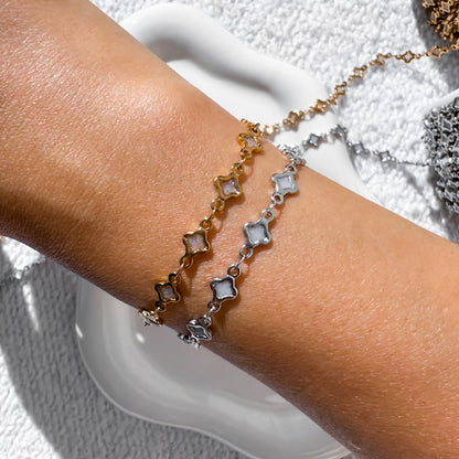 Glitter Clover Enamel Chain