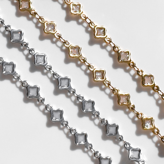 Glitter Clover Enamel Chain