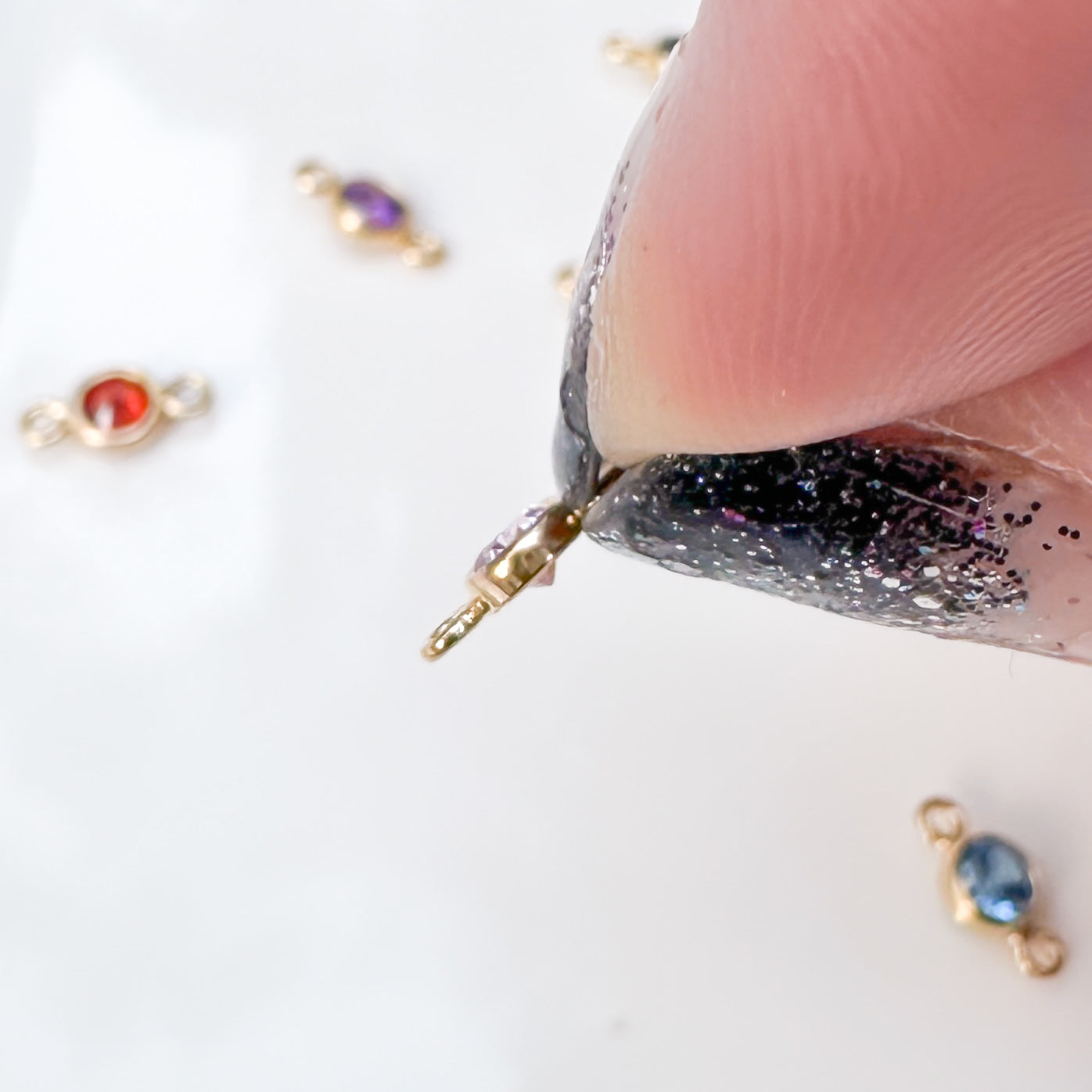 Round Birthstone Connectors - 3mm