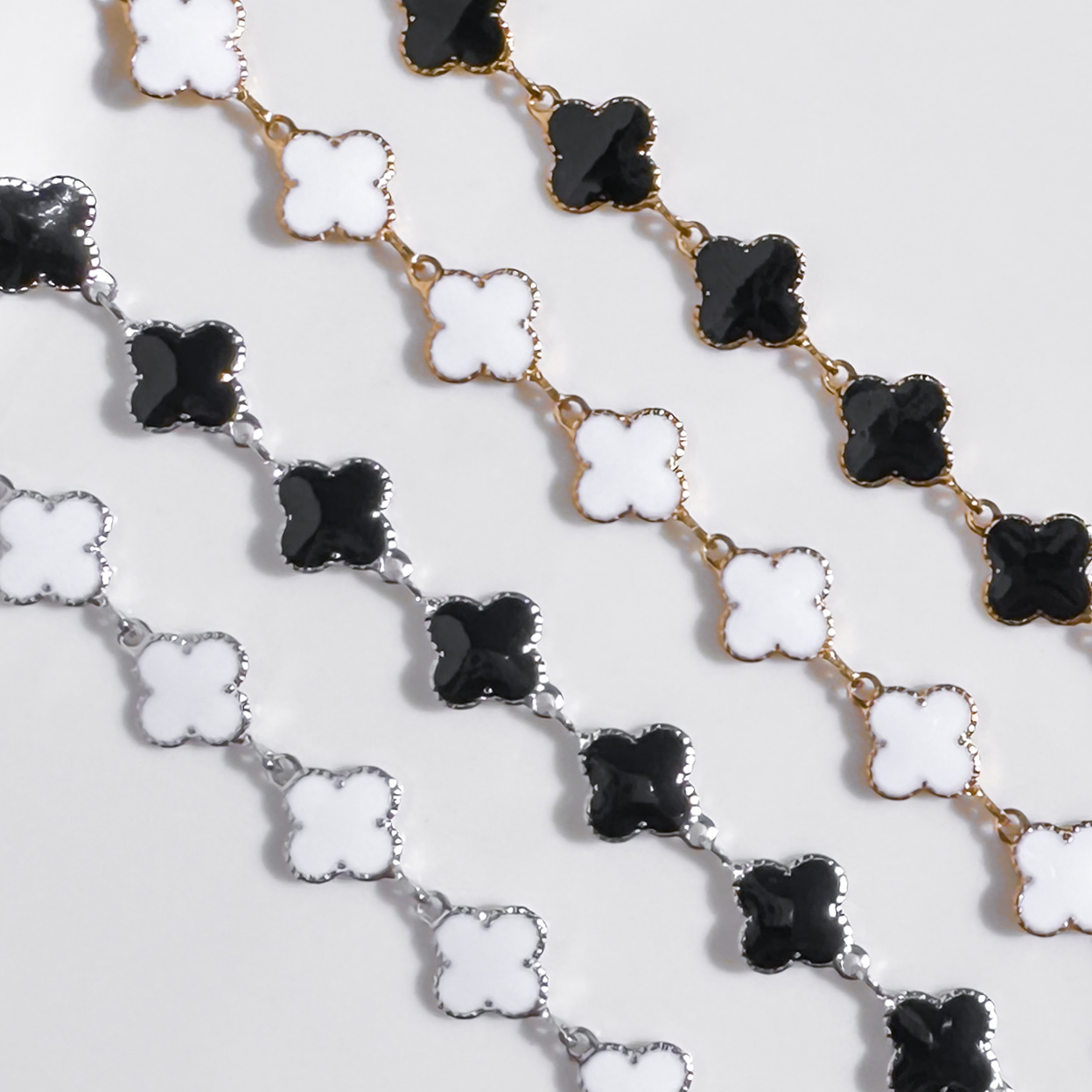 Clover Enamel Chain