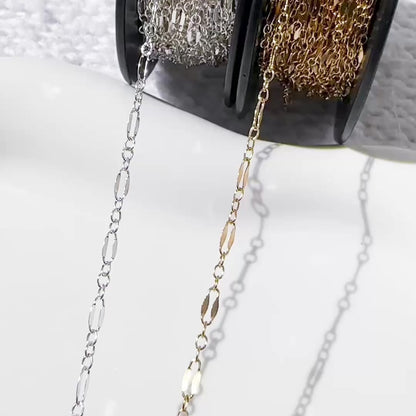 Dapped Lip Chain