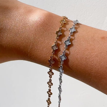 Glitter Clover Enamel Chain
